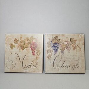 Set of 2 Tuscany Wall Art featuring Merlot and Chianti Grapes 10"